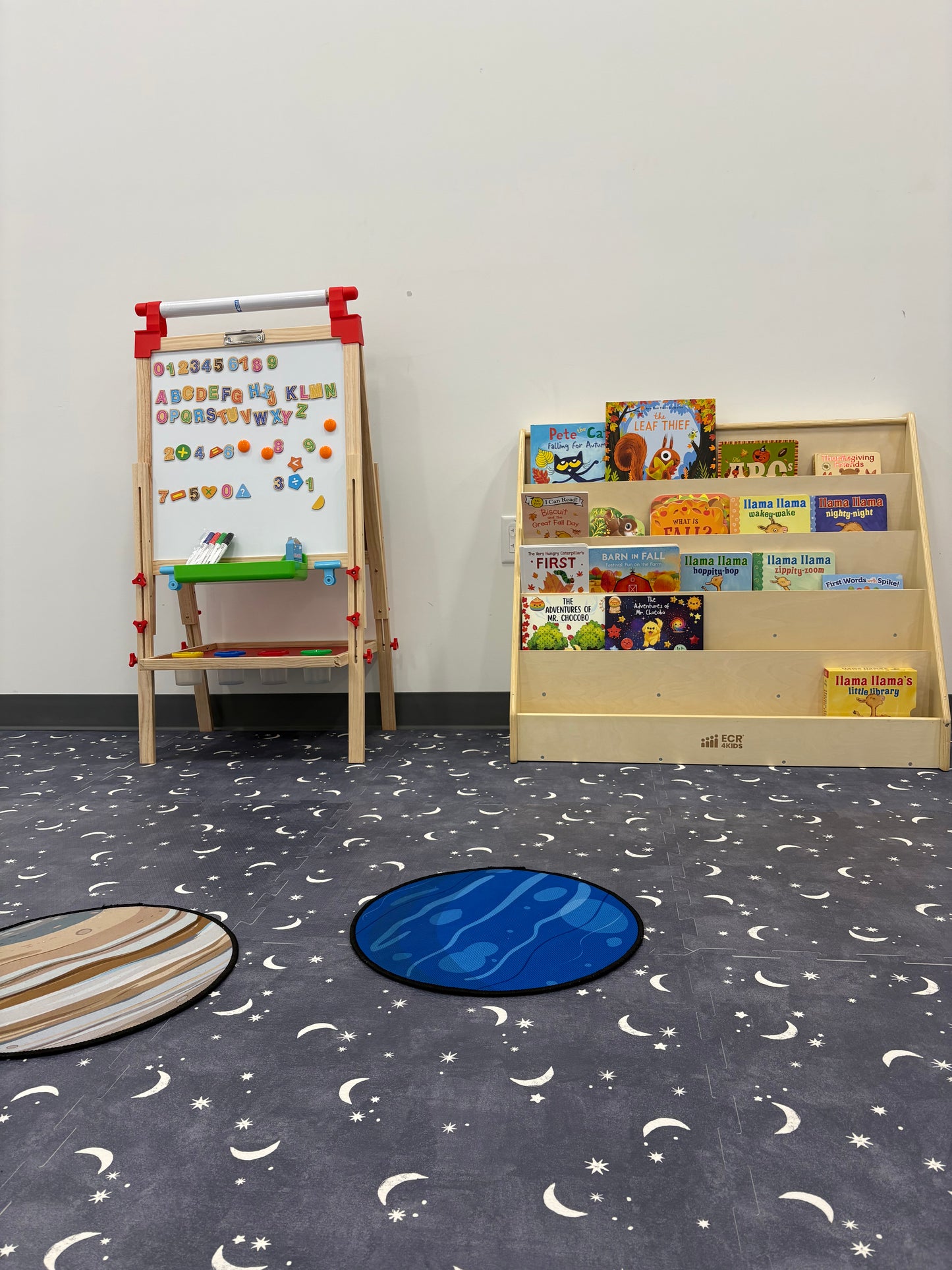 Little Moons (Mommy and Me Preschool Prep)