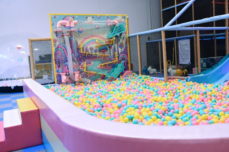 The Meteor Pool ball pit